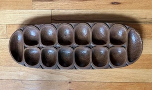Vintage Lowe MB Molded Plastic Mancala Board Game Tray Kalah Style USA - Picture 1 of 4