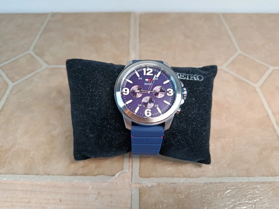 Tommy Hilfiger 1791096 Correa de Goma Azul Hombre Multifunción 50mm con Batería Nueva Foto 1 de 4