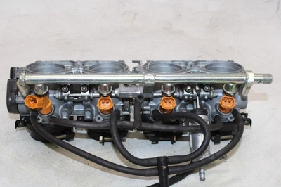 05-06 HONDA CBR600RR FABRICANTE DE EQUIPAMENTO ORIGINAL INJETORES DE COMBUSTÍVEL PRINCIPAIS/CORPOS DO ACELERADOR - Imagem 1 de 4