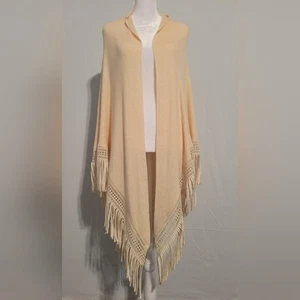 Demdaco fringed hem shawl wrap One Size cream crochet knit detail boho western - Picture 1 of 7