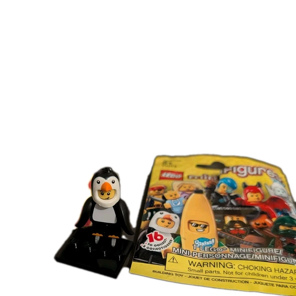 LEGO Minifigure Series 16 Penguin Boy 71013-10 - Image 1 of 3