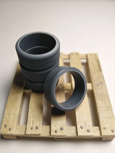 4 Pneus en résine pour maquette 1/24 1/18(Vercelli Strada 4)