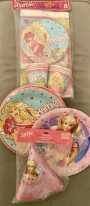 VINTAGE BARBIE GEBURTSTAG PARTY ZUBEHÖR KONVOLUT TASSEN TELLER ORIGINAL VERSIEGELT 80’er RAR - Bild 1 von 8