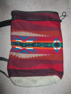 BOLSO SOBRE EL HOMBRO PENDELTON, EN DISEÑO SUROESTE CON GAMUZA Foto 1 de 4