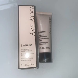Mary Kay TimeWise Matte-Wear Liquid Foundation Ivory 3 Combination To Oily Skin - Picture 1 of 4