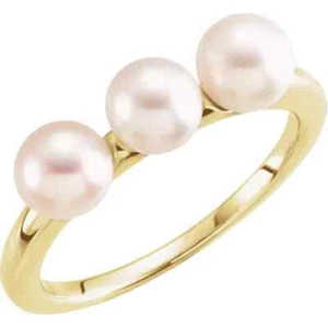 Anillo de perlas de tres piedras cultivadas en agua dulce en oro amarillo de 14 K - Imagen 1 de 1