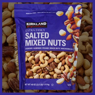 Kirkland Extra Elegante Salado Mezcla Nueces, 2,5 libras Anacardos Almendras Nueces EXP 05/26 Foto 1 de 4