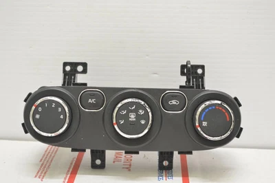 Kia Forte 2017 2018 unidad de control de clima calefacción aire acondicionado temperatura climatización CD39#011 Foto 1 de 4