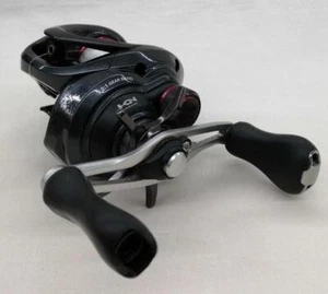 SHIMANO 16 Scorpion 71HG Baitcasting reel USED B - Picture 1 of 5