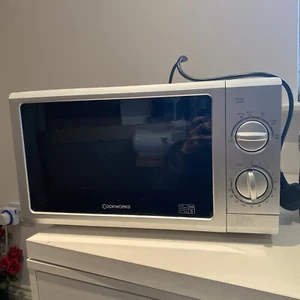 Cookworks Countertop Manual Microwave Oven 17L 700W- Silver Kitchen Cooking - Picture 1 of 6