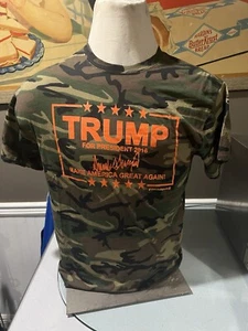 Donald Trump 2016 Camo T-Shirt Mens Large President MAGA Politics Eagle - Picture 1 of 9