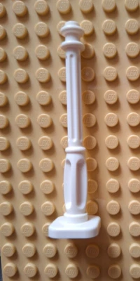 LEGO 2039 LAMP  POST WHITE 2x2x7 BRAND NEW - Image 1 of 3