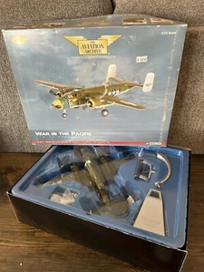 Corgi AA35308 B-25D-1 - CRABB 2nd, 345th BG/498th BS, Dobodura, Neuguinea, 1943 - Bild 1 von 5
