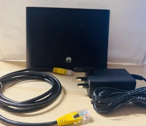 Huawei Router B311-221 CAT 4 4G/ LTE 150 Mbps Mobile Wi-Fi Router- Black - Picture 1 of 2