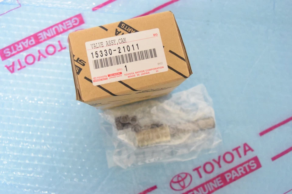 VÁLVULA DE CONTROL DE DISTRIBUCIÓN DEL ÁRBOL DE LEVAS ORIGINAL TOYOTA PRIUS SCION YARIS 15330-21011 Foto 1 de 1