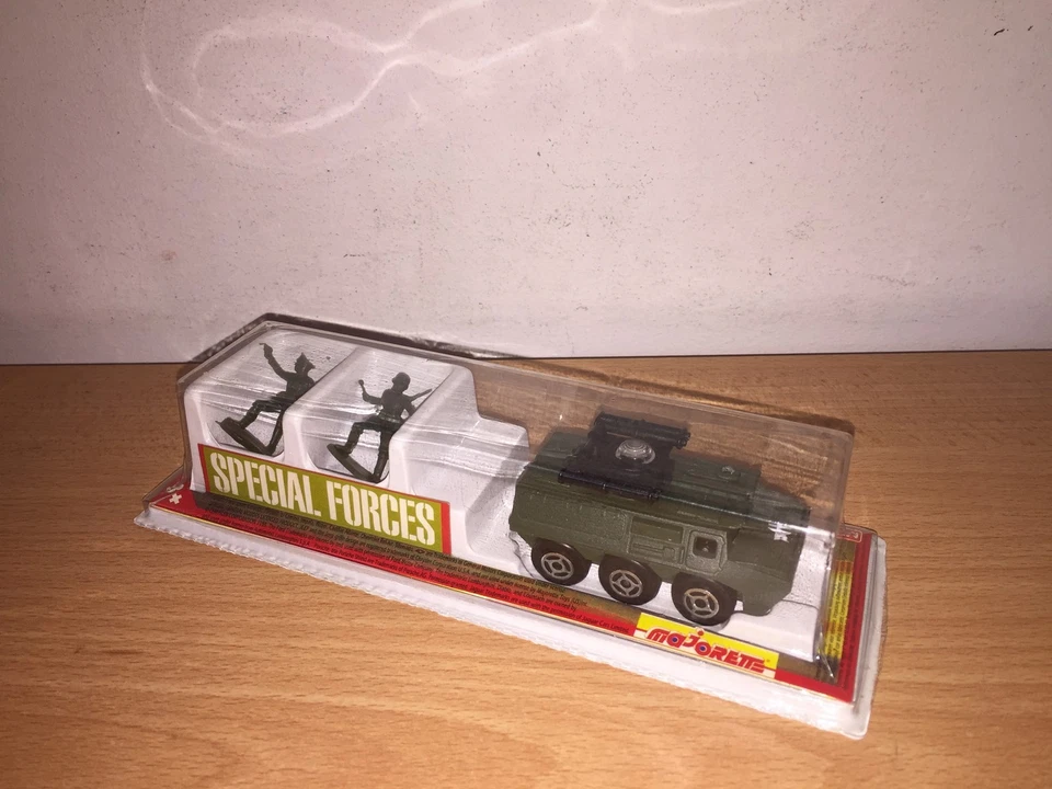 VÉHICULE MILITAIRE moulé sous pression de la série Majorette FORCES... - Photo 1/3