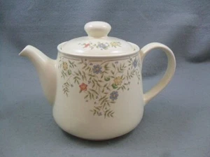 BHS Country Garland Teapot - Picture 1 of 1