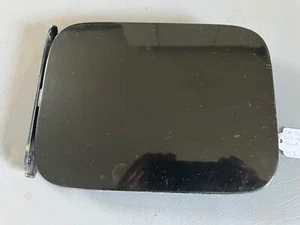 2006 Nissan Quest Fuel Door G10 Galaxy Black Metallic 04 05 07 08 09 - Bild 1 von 2