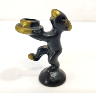 Candelabro Walter Bosse pequeño oso bronce patinado modernista de colección años 50 Austria Foto 1 de 4
