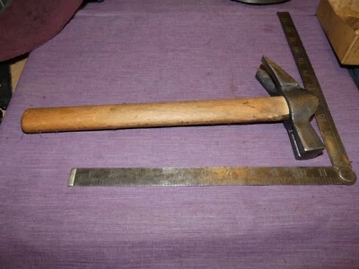 HAMMER VINTAGE COLLECTABLE TOOL TOOLS NAIL CLAW HAMMER - Image 1 of 4