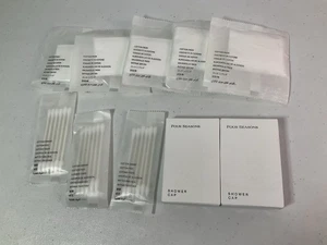 VIER JAHRESZEITEN Duschhaube x2, Wattepads x5 (2 EA), Baumwollspitzen x3 (6 EA). NEU. - Bild 1 von 5