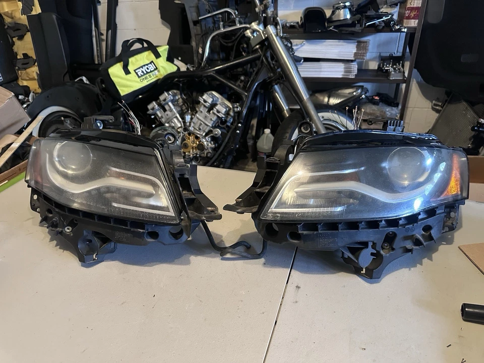 AUDI A4 S4 HID 2009-2012 con faro xenón conductor izquierdo derecho lado pasajero OEM Foto 1 de 4