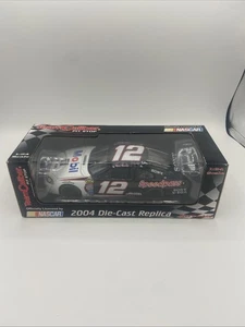Team Caliber Pit Stop 2004 NASCAR #12 Ryan Newman Mobil 1 (1:24 Scale Die Cast ) - Picture 1 of 6