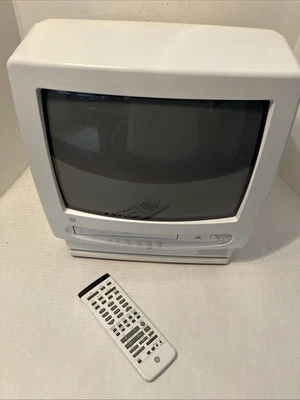 GE Spacemaker 13TVR40 13" CRT TV/VCR w/ Swivel Stand W/Remote - READ DESCRIPTION - Image 1 of 4