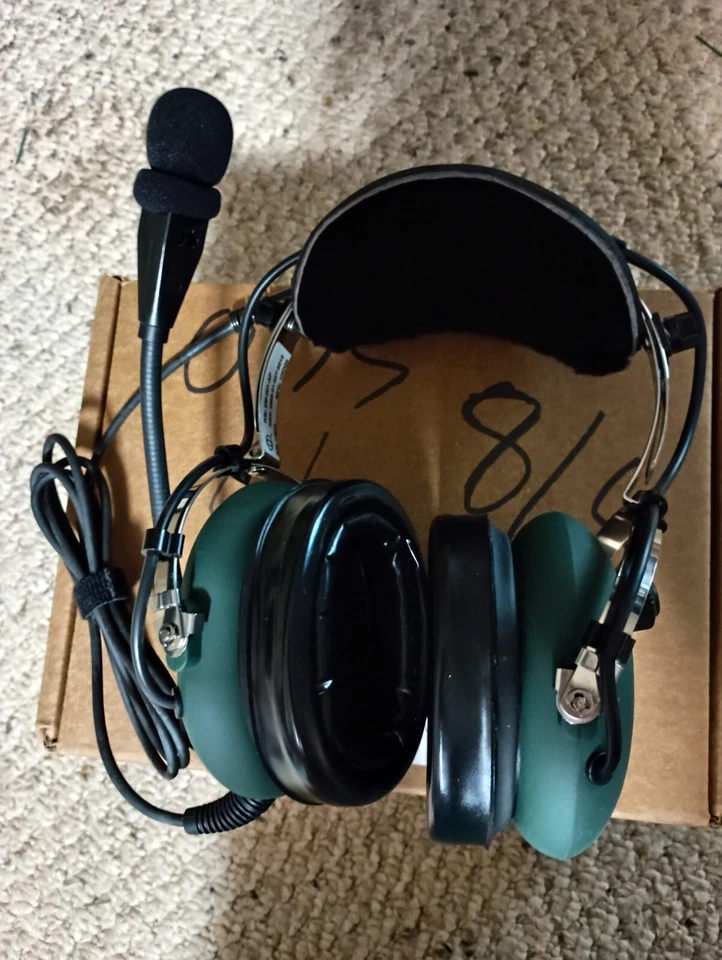 USGI Headsets Inc Aviation Microphone Headset EM-001-AP 5965-01-527-5012 - Image 1 of 1