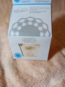 Martha Stewart Crafts Kreisrandstanze gepunktete Diamanten - Bild 1 von 3