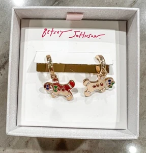 BETSEY JOHNSON Gingerbread Huggy Hoop Earrings NEW Christmas Gold Toned 1.25” - Picture 1 of 5