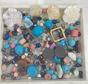 Mixed Lot ~ 20 oz bag of Various Colors Shapes Size Loose Beads BR16 - Picture 1 of 6