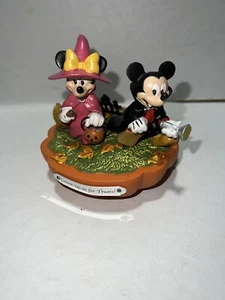 Hawthorne Village Disney "Count Us In For Treats!" Halloween Mickey Mouse Small - Picture 1 of 6