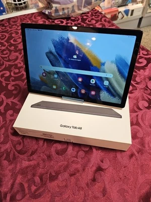 Samsung Galaxy Tab A8 SM-X205 32GB, Wi-Fi + 4G (Ohne Simlock), 10,5 Zoll - Dark - Bild 1 von 4