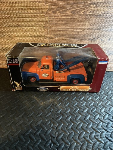Ford F100 Wrecker 1953 Road Signature 1/18 – Dépanneuse Orange, Occasion Comme Neuve