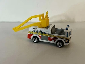 Camión de bomberos Matchbox Snorkel 1981 de colección con escalera amarilla raro - Imagen 1 de 4