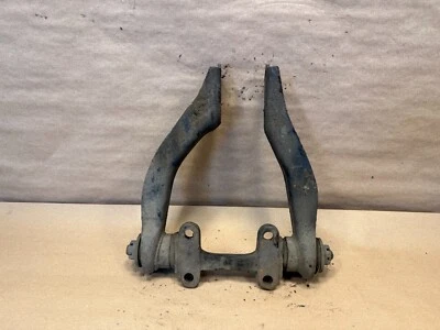 Conjunto de brazo de control superior delantero Triumph TR6 LH OEM IL06707 Foto 1 de 4