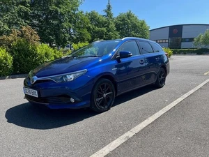 2016 Toyota Auris 1.8 Hybrid Design TSS 5dr CVT Hybrid - Picture 1 of 19