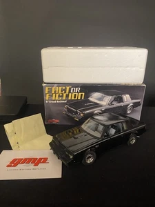 Buick Grand National Fact or Fiction 1987 GMP 1/18 - MALA PINTURA - Imagen 1 de 6