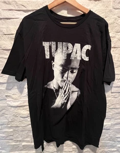 EUC Herren 2PAC Tupac Shakur Rundhalsausschnitt S/S 100 % Baumwolle T-Shirt schwarz Large - Bild 1 von 4