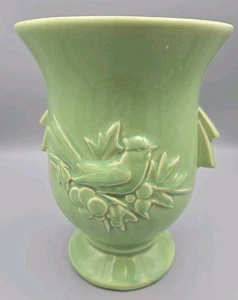 Vintage McCoy Pottery Vase Green Cardinal Berries USA  8.25" - Picture 1 of 12