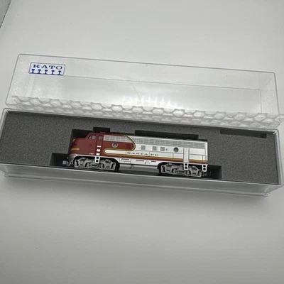 KATO 176-2121 EMD F7A AT&SF N Scale T3 - Image 1 of 4