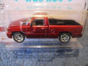 AW AUTO WORLD 2025 MUSCLE TRUCKS RELEASE 1 B, 2005 CHEVY SILVERADO SS CUSTOM - Foto 1 di 4
