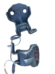 2006 SUBARU FORESTER Rear Door Hinge Upper & Lower Hinges Right Passenger Side - Picture 1 of 24