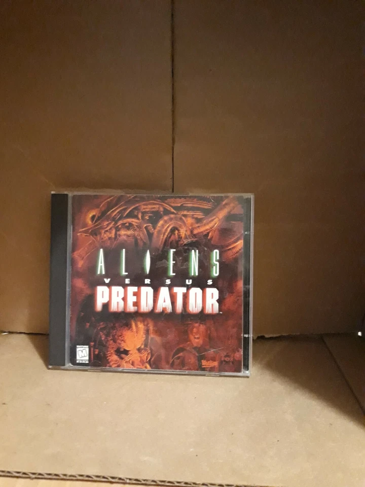 Aliens vs Predator: Gold Edition (PC, CD) Edición EE. UU. Juego de dos CDROM con manual Foto 1 de 1