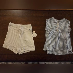 NUEVO CON ETIQUETAS Niña MEd Top Sin Mangas Rayas y Pantalones Cortos Crochet Blanco - Imagen 1 de 3