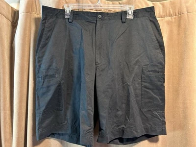 Pantalones cortos de golf IZOD XFG para hombre talla 38 ~ negros Foto 1 de 4