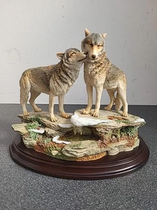 Mounted Country Artist The "Wolf Kiss" ca 684 Keith Sherman 1997 - Bild 1 von 12