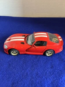 BURAGO RED Dodge Viper GTS 1/24 Made In Italy - Picture 1 of 8