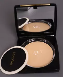 Lancome Dual Finish Multi-Tasking Powder Foundation 320 Ecru II W - Picture 1 of 5